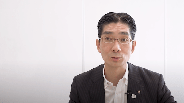 髙津 伊兵衛