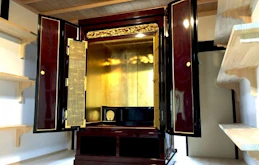 仏壇台選びに迷っている方へ｜家具との比較や人気の設置方法を紹介