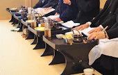 一日葬で食事の席は設けるべき？必要な場合は？