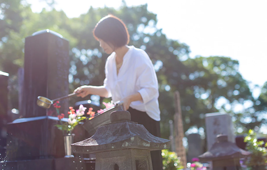永代供養と普通のお墓は何が違うの？費用の目安や選び方も解説