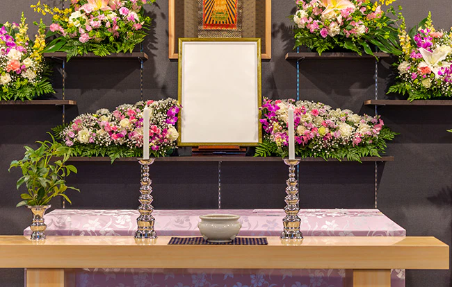 遺影写真の素材はどうすべき？選び方のポイントを解説