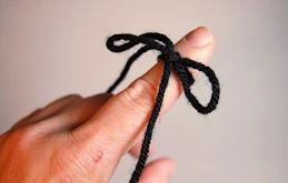 偲ぶ会で故人について語らい心の整理を