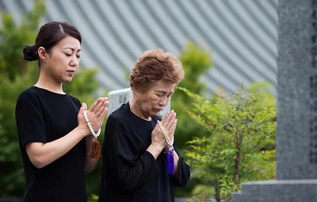 家族だけで三回忌を行うには？準備から当日までの疑問を解決します