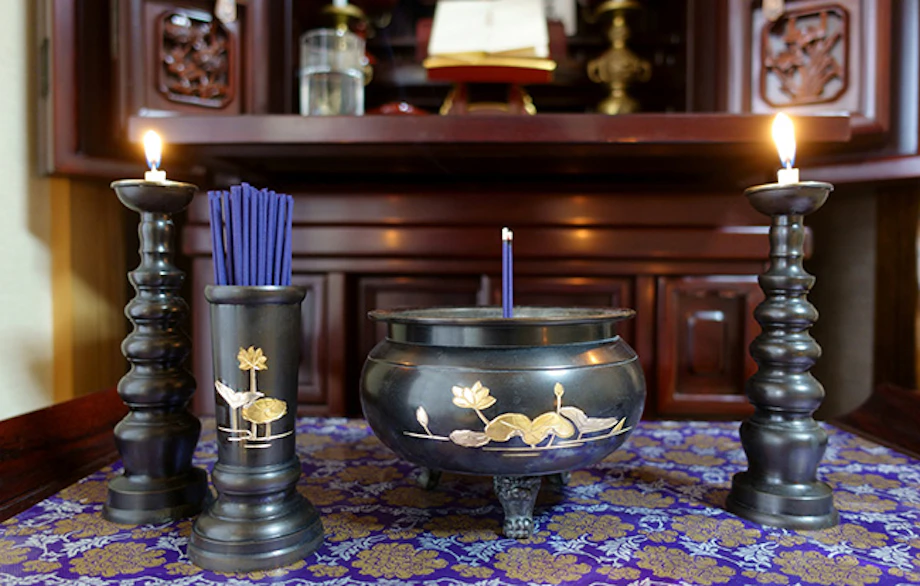 一周忌に備えよう 仏壇の飾り方やお供えの手引き 一周忌に備えよう 仏壇の飾り方やお供えの手引き