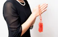 葬式で女性が気をつけたい服装のマナーとは？詳しく解説