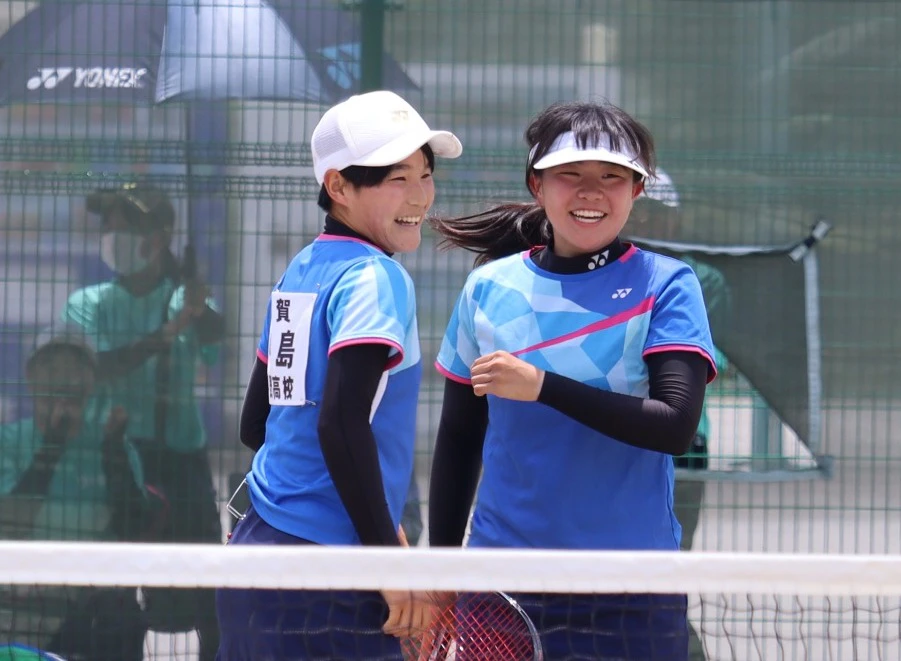 【総体優勝特集】個人優勝 嬉野高校女子ソフトテニス部 中島・石井ペア「プレッシャーから解放されました」