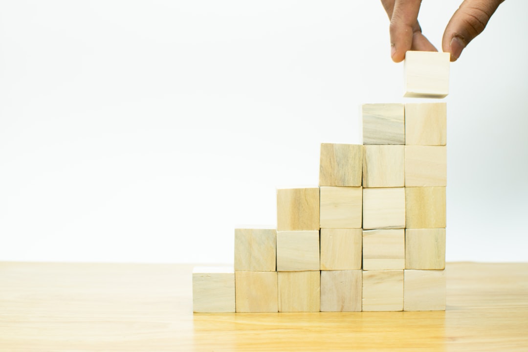 企業価値を高める成長戦略と改善施策のイメージ