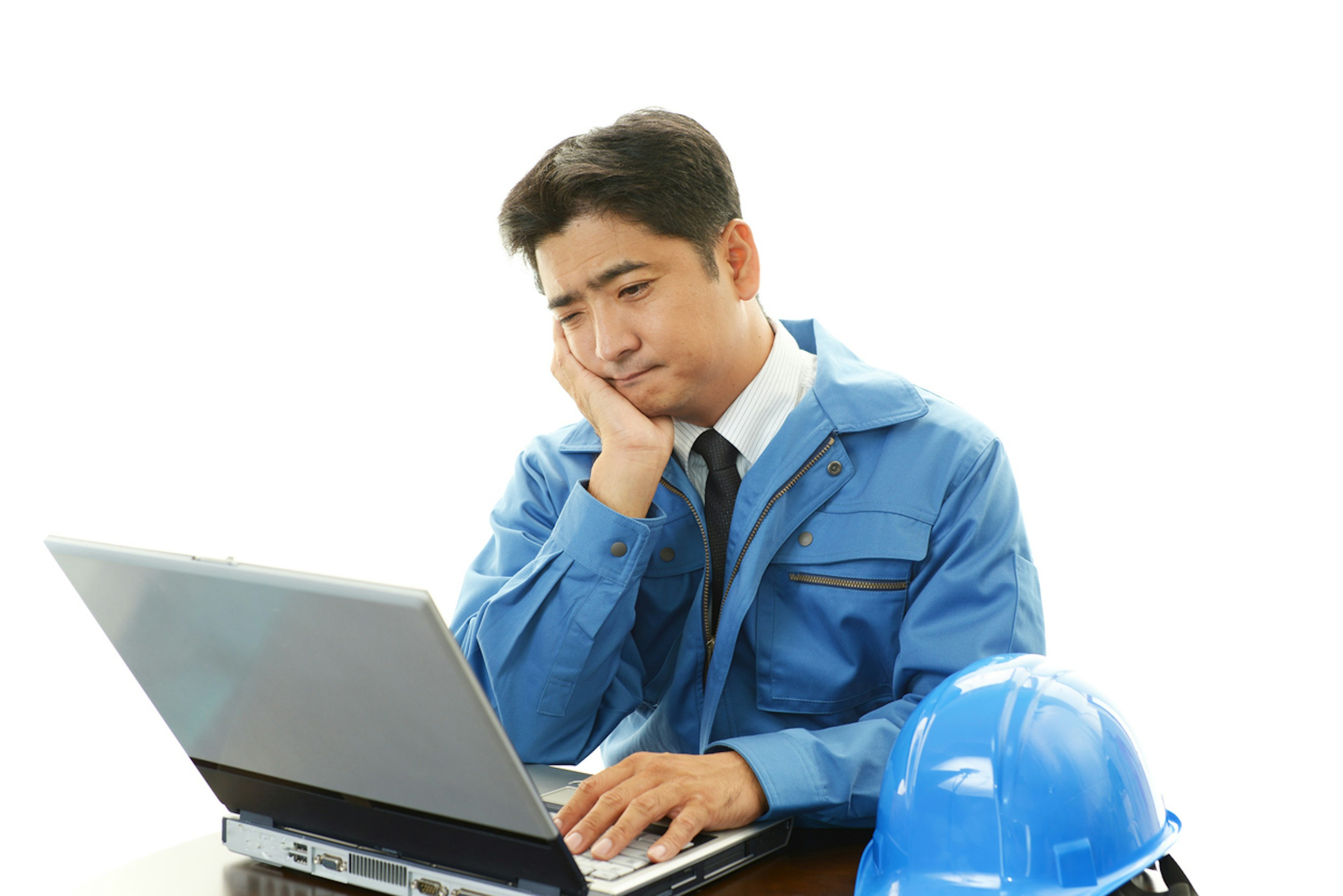 運行管理者を選任する3つのデメリット|効率的な運用に向けた解決策まで解説