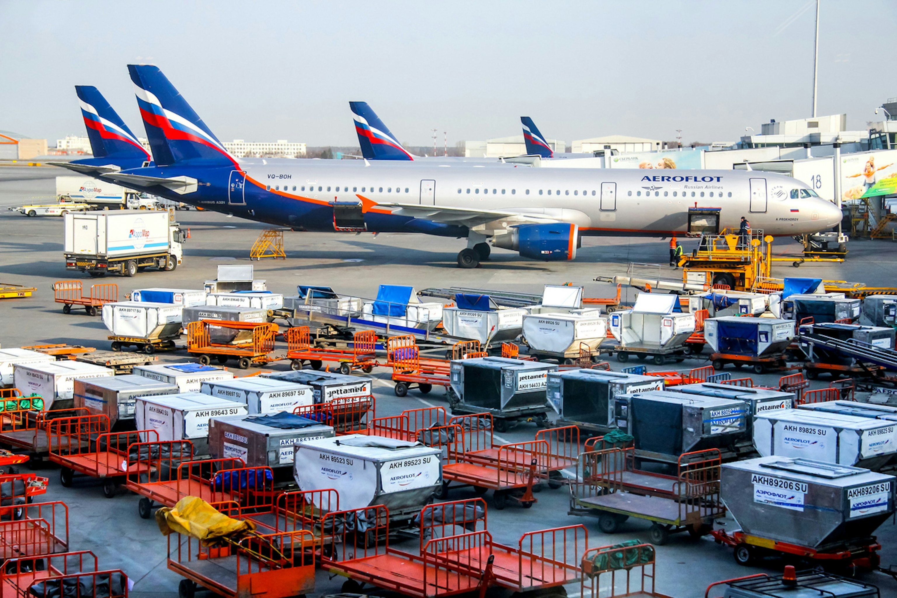 貨客混載とは?導入された背景やメリット・注意点まで解説