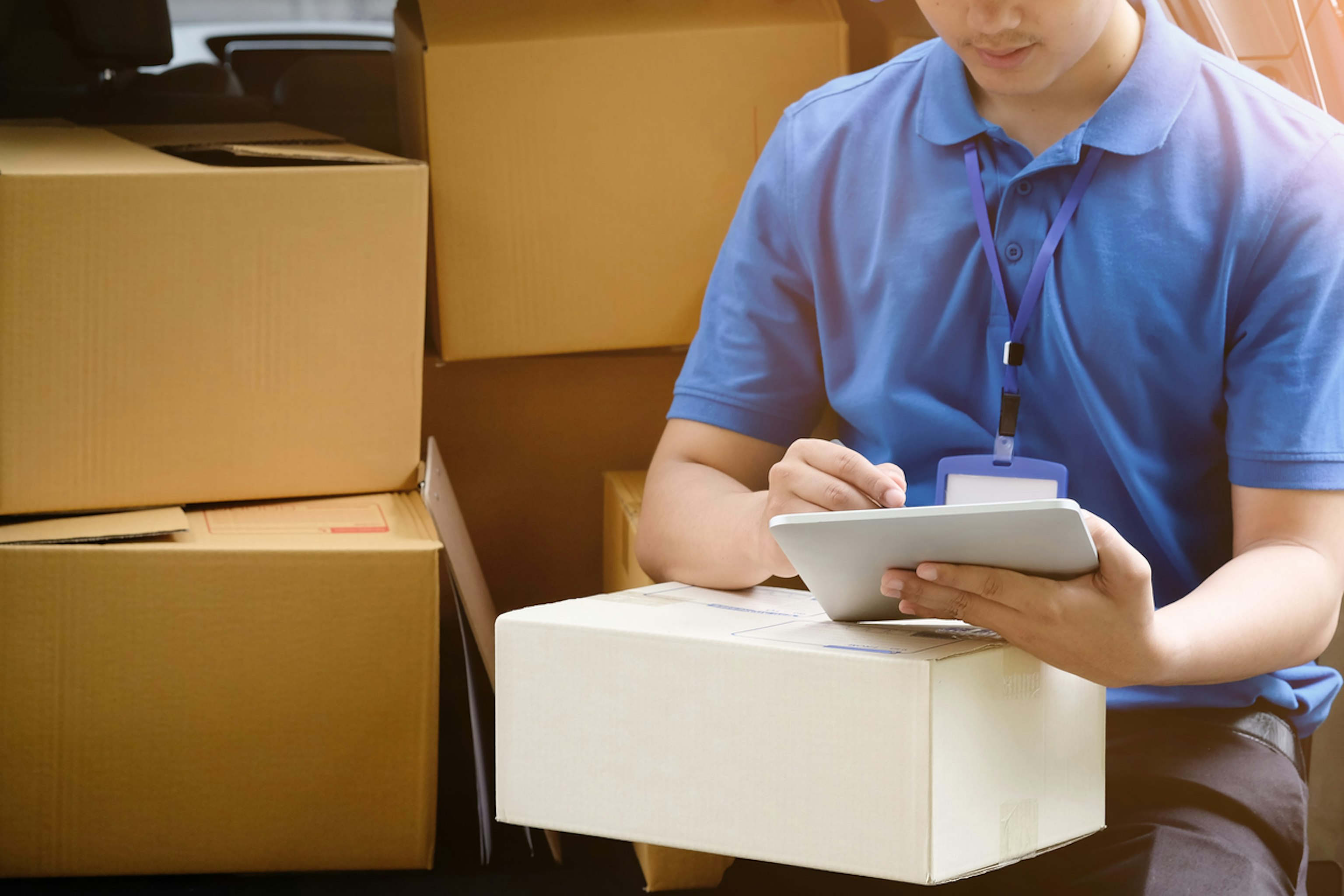 傭車で物流を最適化!利用のメリットとデメリットを徹底分析