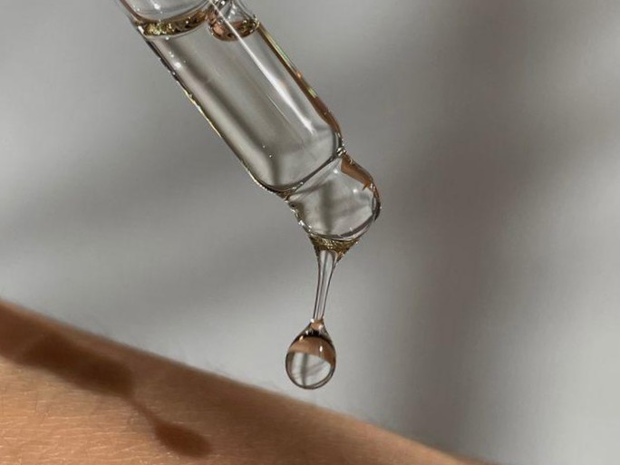 Retinol in Spring: Do You Pause It or Push Through? Image