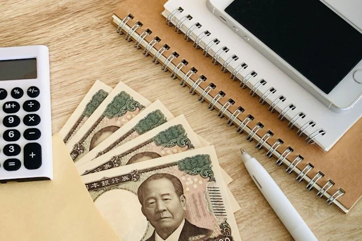  税金の支払いをするイメージ