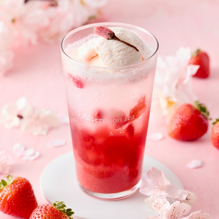 さくらとストロベリーのティーソーダ