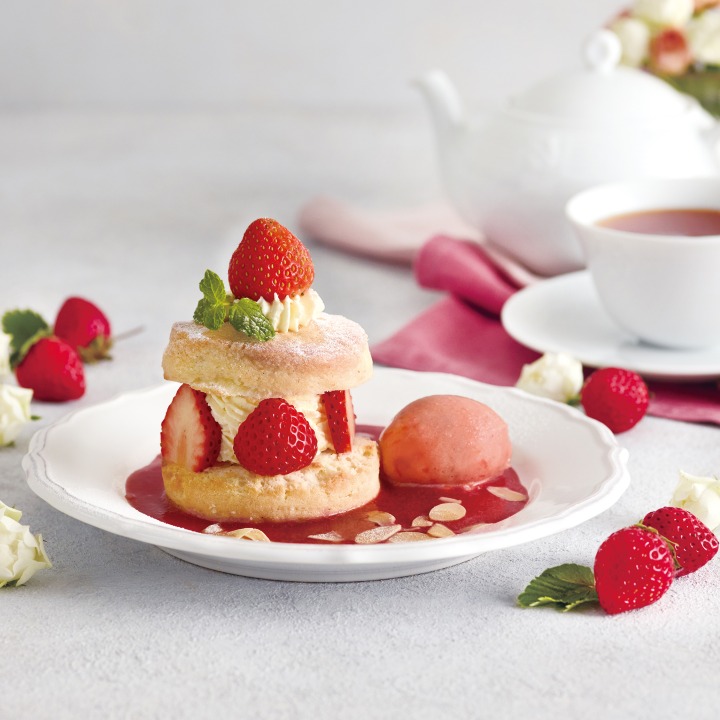 さくふわスコーンサンド 苺