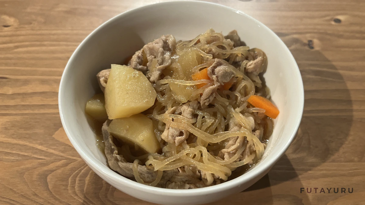 豚肉の細切れを使った肉じゃが