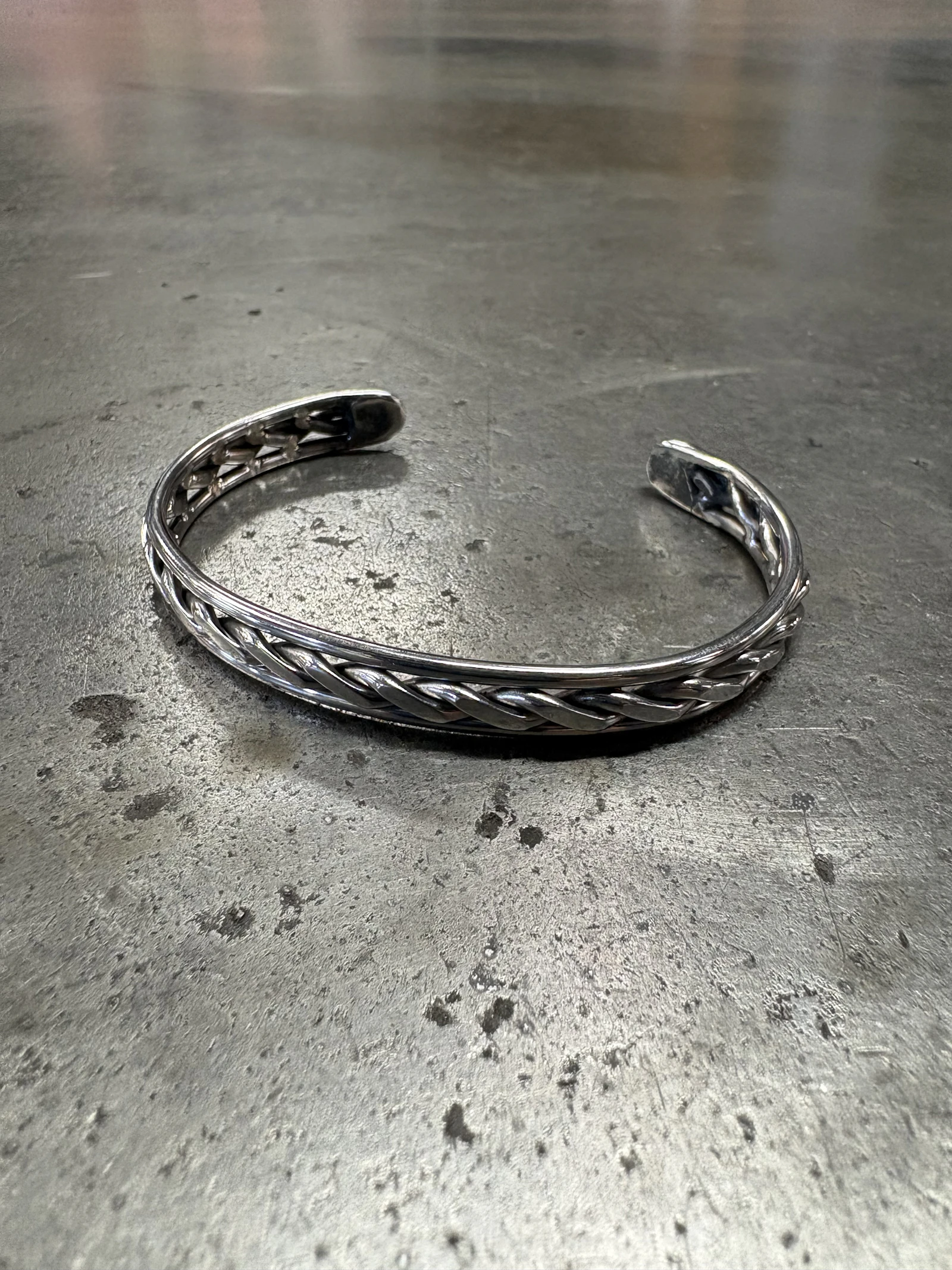 Flat Single Twist Bangle - 2