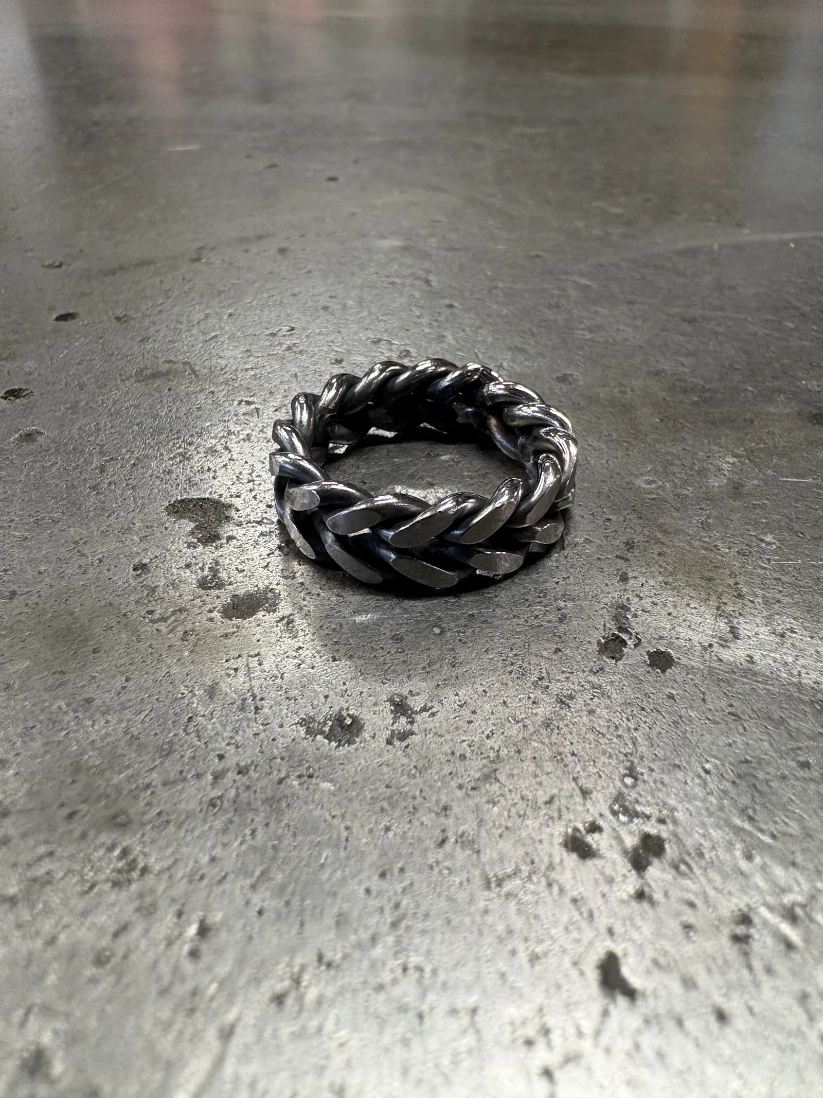 Flat Double Twist Ring - 2