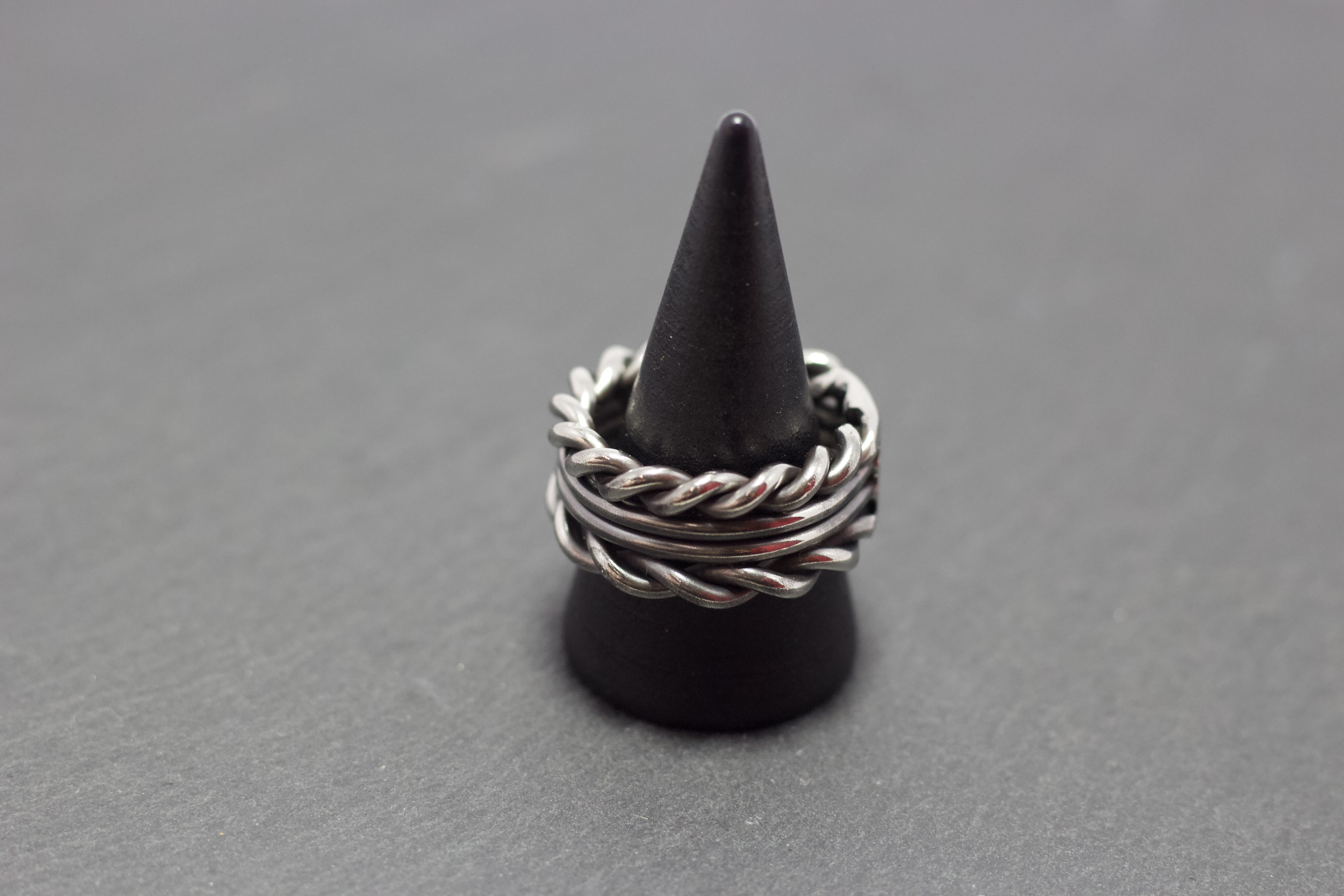 Maximum Twist Ring