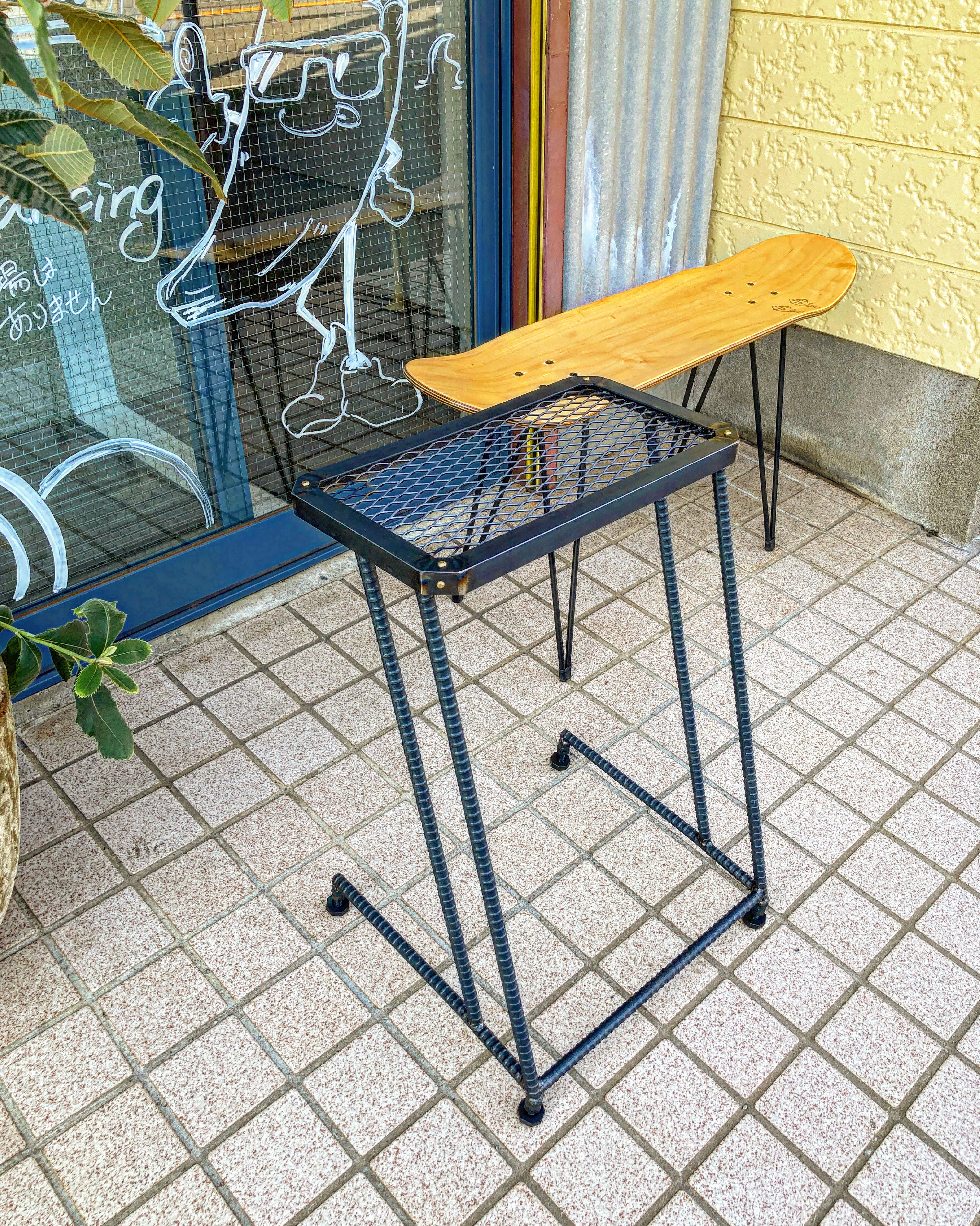 Cafe Side Mini Table