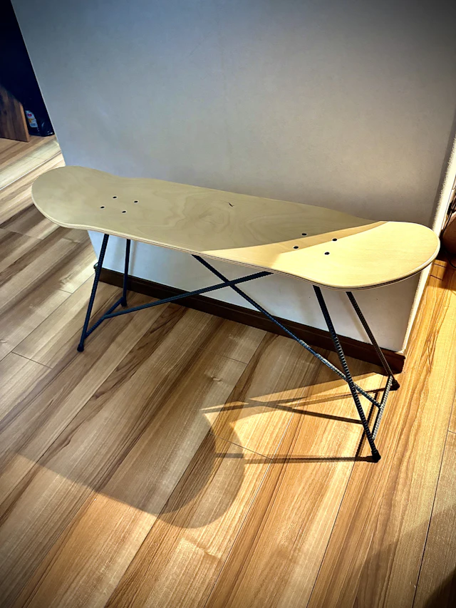 Skateboard Stool 【Type 1】
