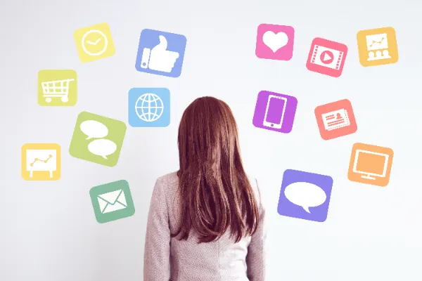 【初心者向け】SNSとは？種類と特徴について解説