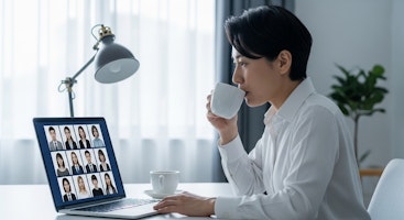 企画書で上司に忖度し絶望する夜。あなたのキャリアを救うAIの相棒