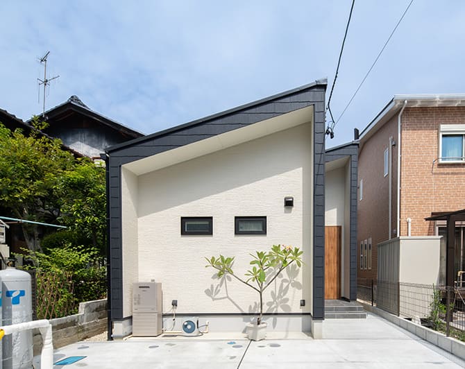 住み慣れた土地に建てた新たな住まい。コンパクトな家での豊かな暮らし。