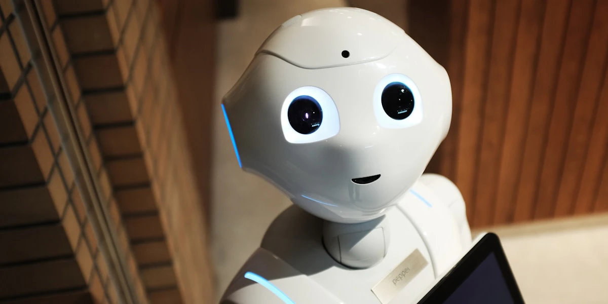 中小企業のAI活用、まず何から始める? アイキャッチ
