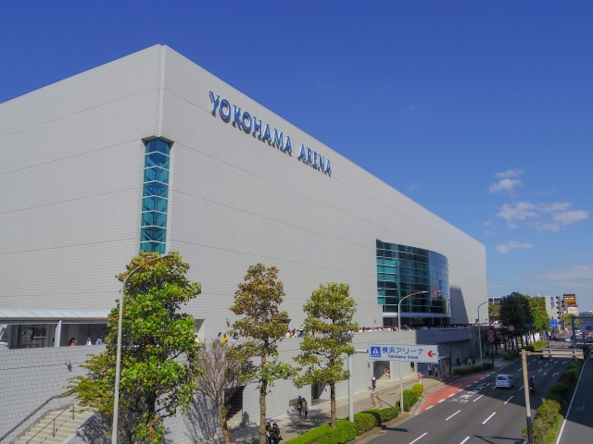 【横浜アリーナ】終演後でも間に合う！当日ホテル予約完全ガイド（おすすめ順・駅近・会場周辺の空室速報） のアイキャッチ