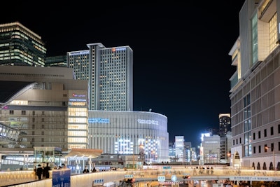 【梅田・大阪駅】今夜泊まれる当日ホテル予約完全攻略！おすすめ順・高評価・コスパ順で探すリアルタイム空室ガイド