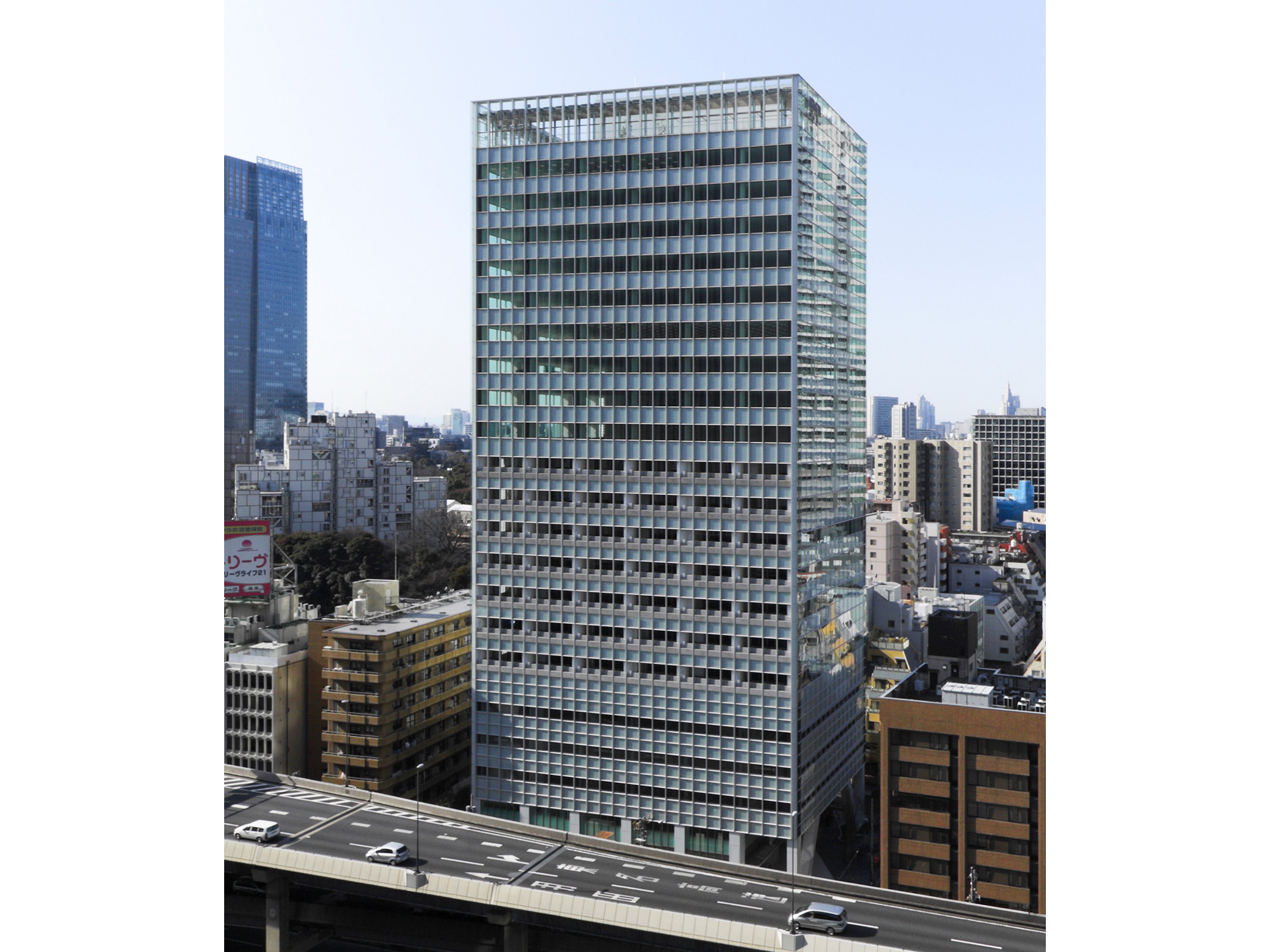 アークヒルズ 仙石山森タワー | アークヒルズ | プロジェクト | 森ビル