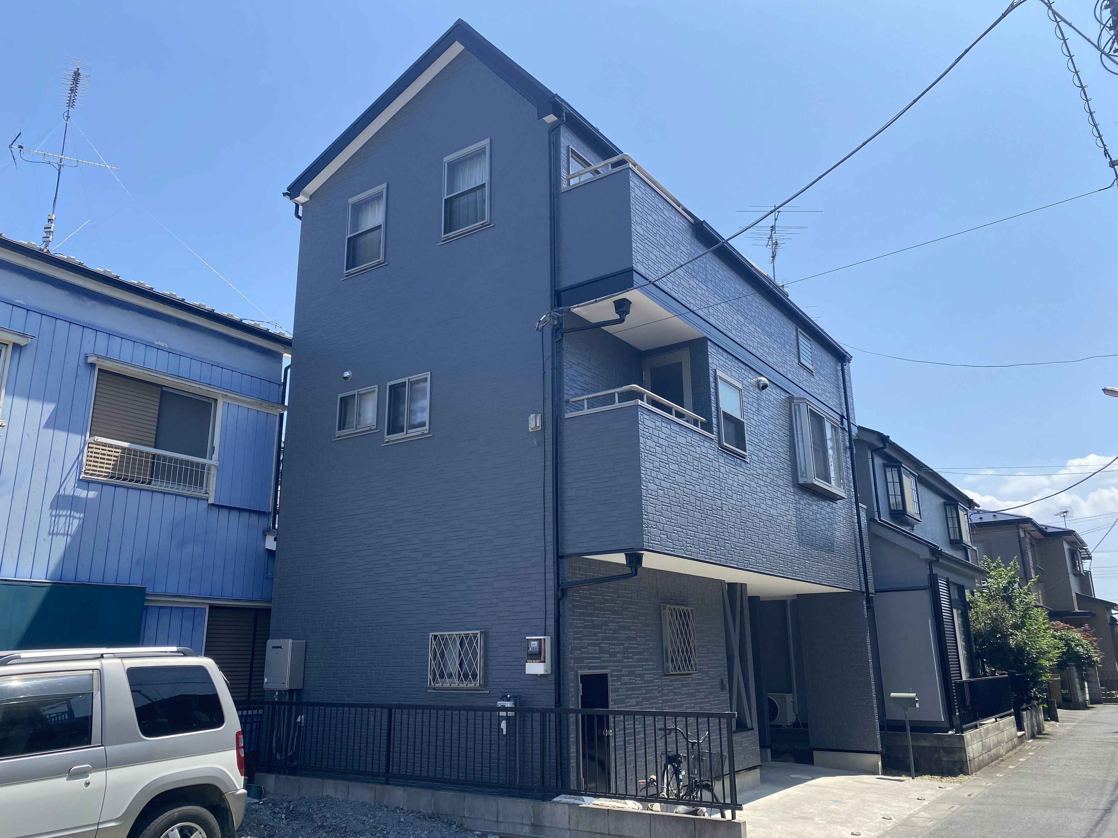 越谷市I様邸の外壁塗装と屋根塗装を施工させていただきました
