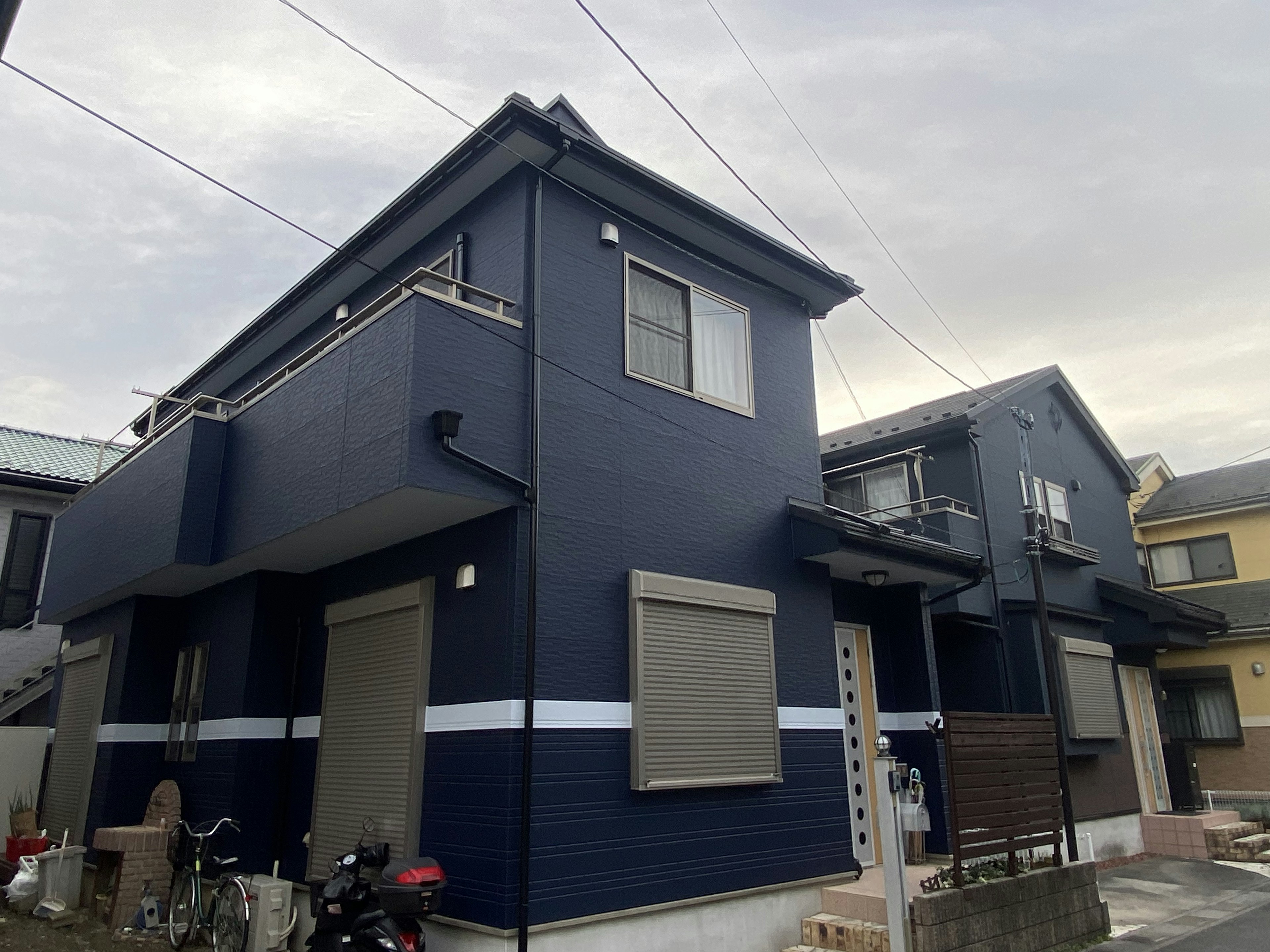 越谷市 T様邸の外壁塗装と屋根塗装を施工させていただきました