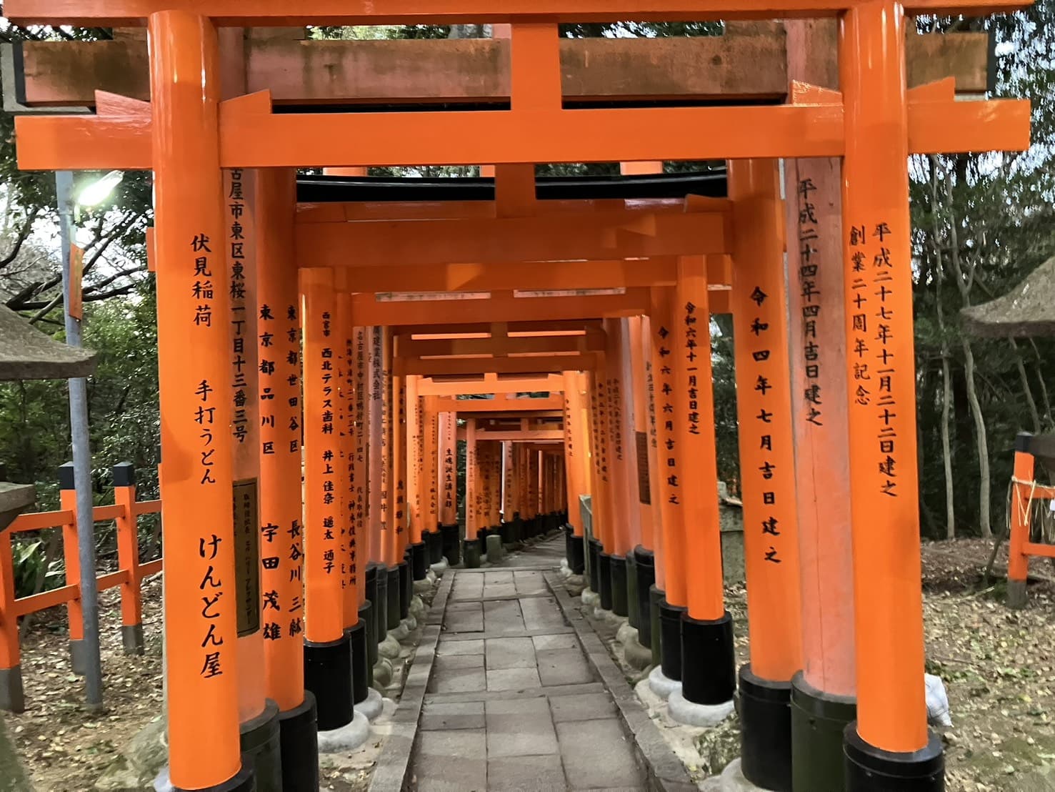 【冬の京都 弾丸一人旅】2日目。朝の伏見稲荷から祇園の夜へ。