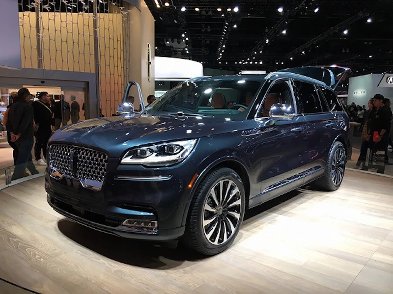 ２０２０年　リンカーンアビエーター～