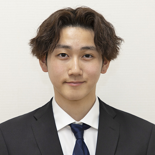 山﨑　晴貴の写真