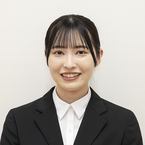 前堀　彩花の写真