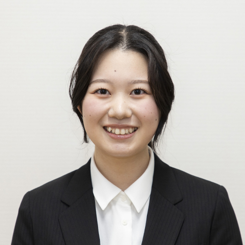 堀井　彩乃の写真