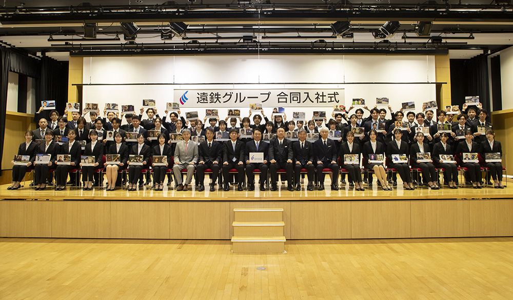 新入社員の写真