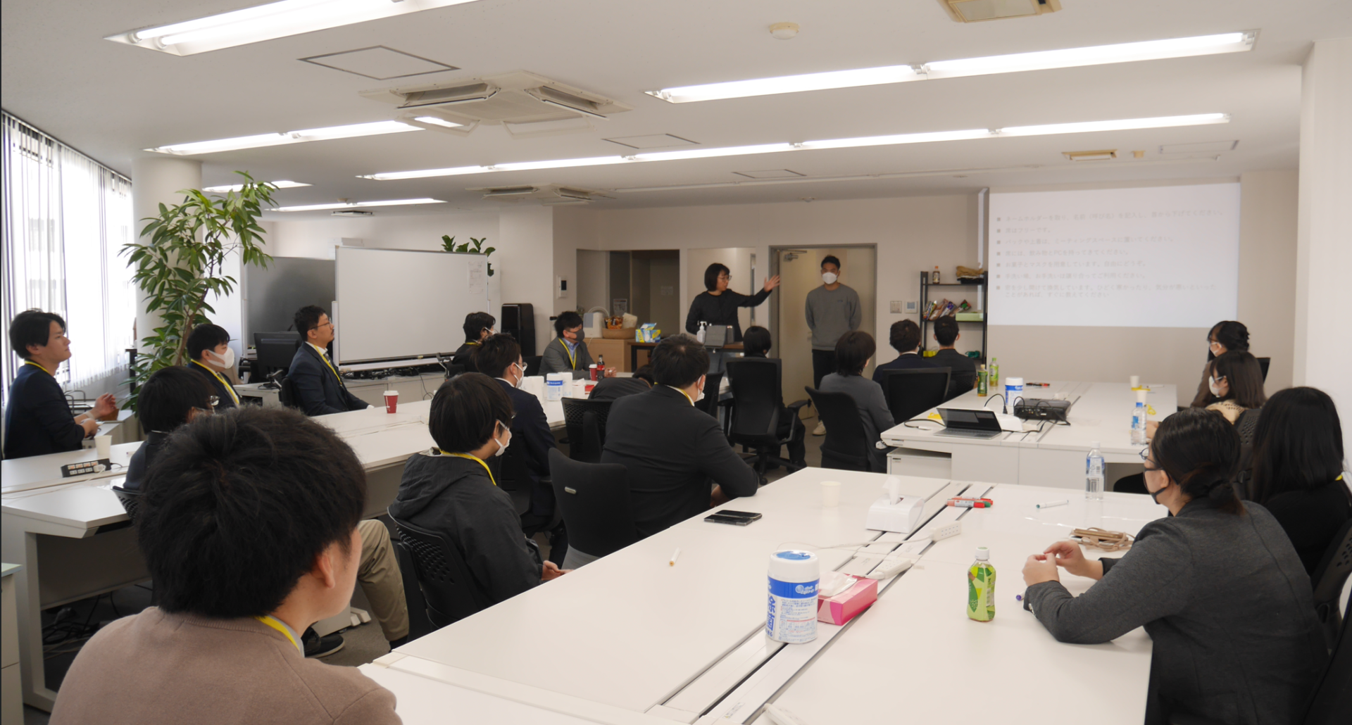 「会社ゲーム」ワークショップを通じて、メンバー間の交流とスキルアップを実現