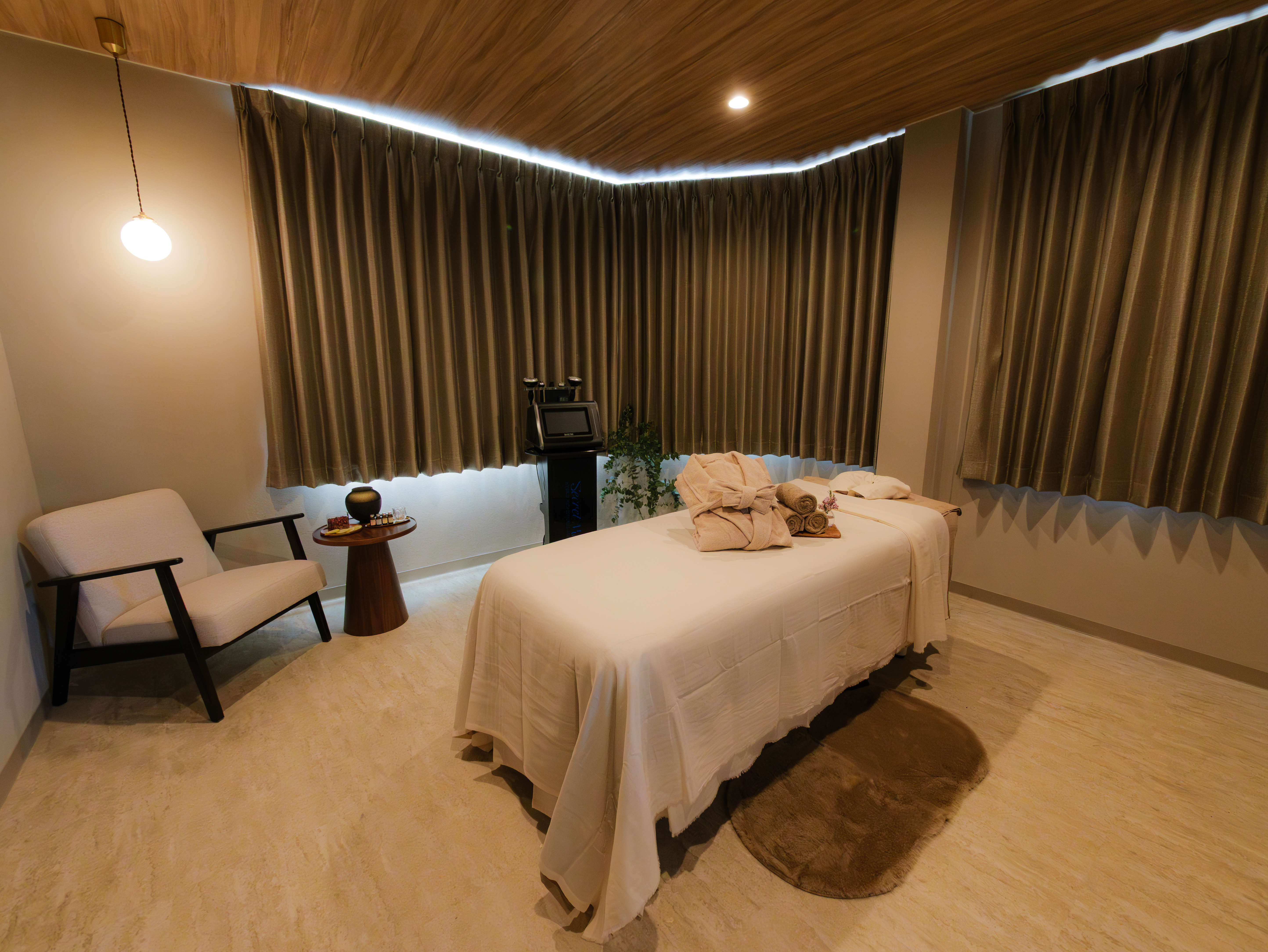 privatesalonRIN オープン