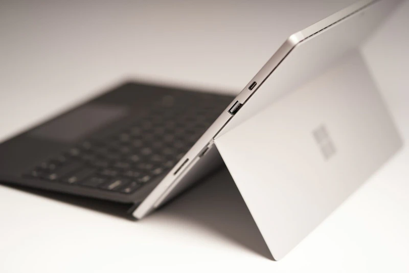 【2022最安値】Microsoft Surface(サーフェス)を安く買う方法7選