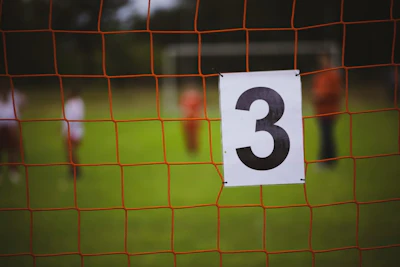 長文を3行でまとめるコツ【おすすめ要約アプリあり】