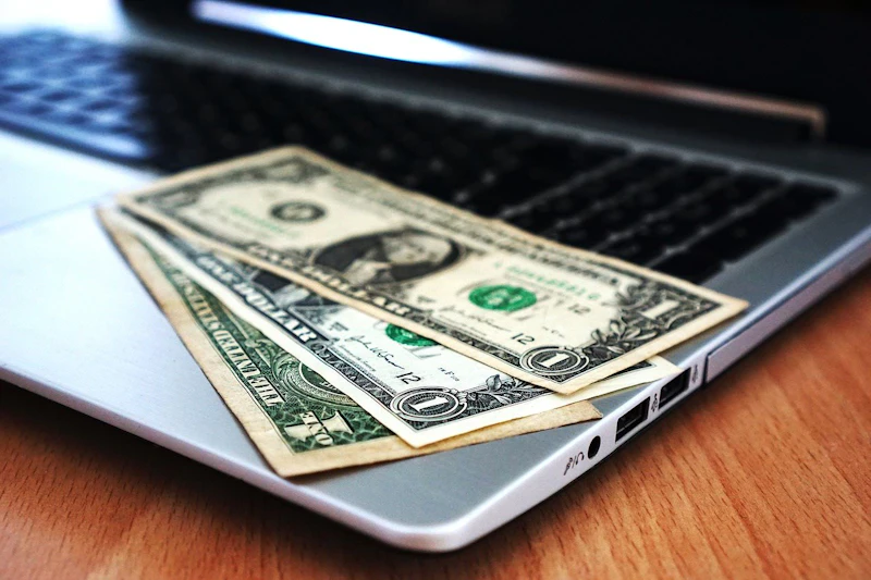 Macを安く買う7つの方法【Macbookは意外と安い?】
