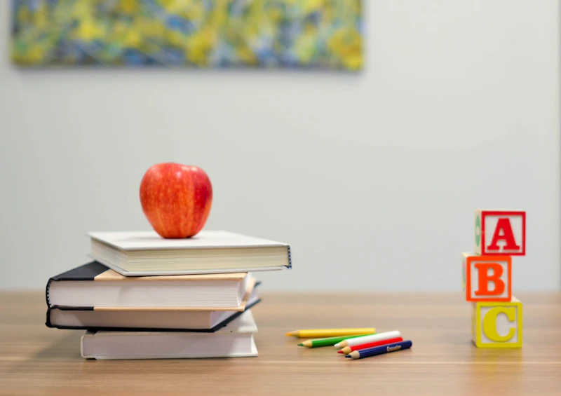 社会人が英語学習をやり直す!おすすめ英語勉強アプリ3選【無料/有料】