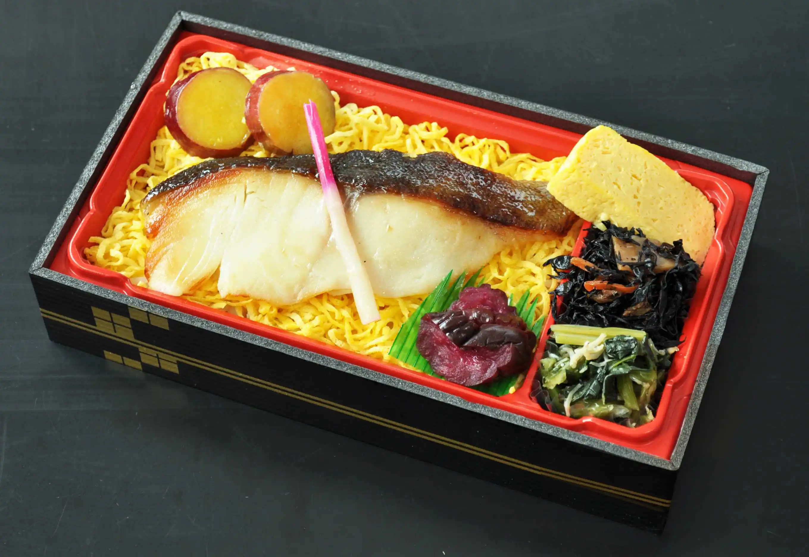 銀鱈西京焼弁当