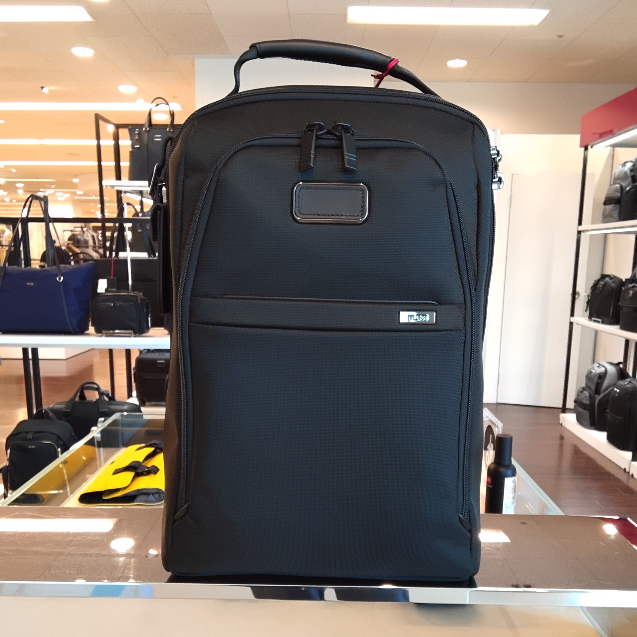トゥミ ｜ TUMI ALPHA ミディアム・15インチ・エクスパンダブル