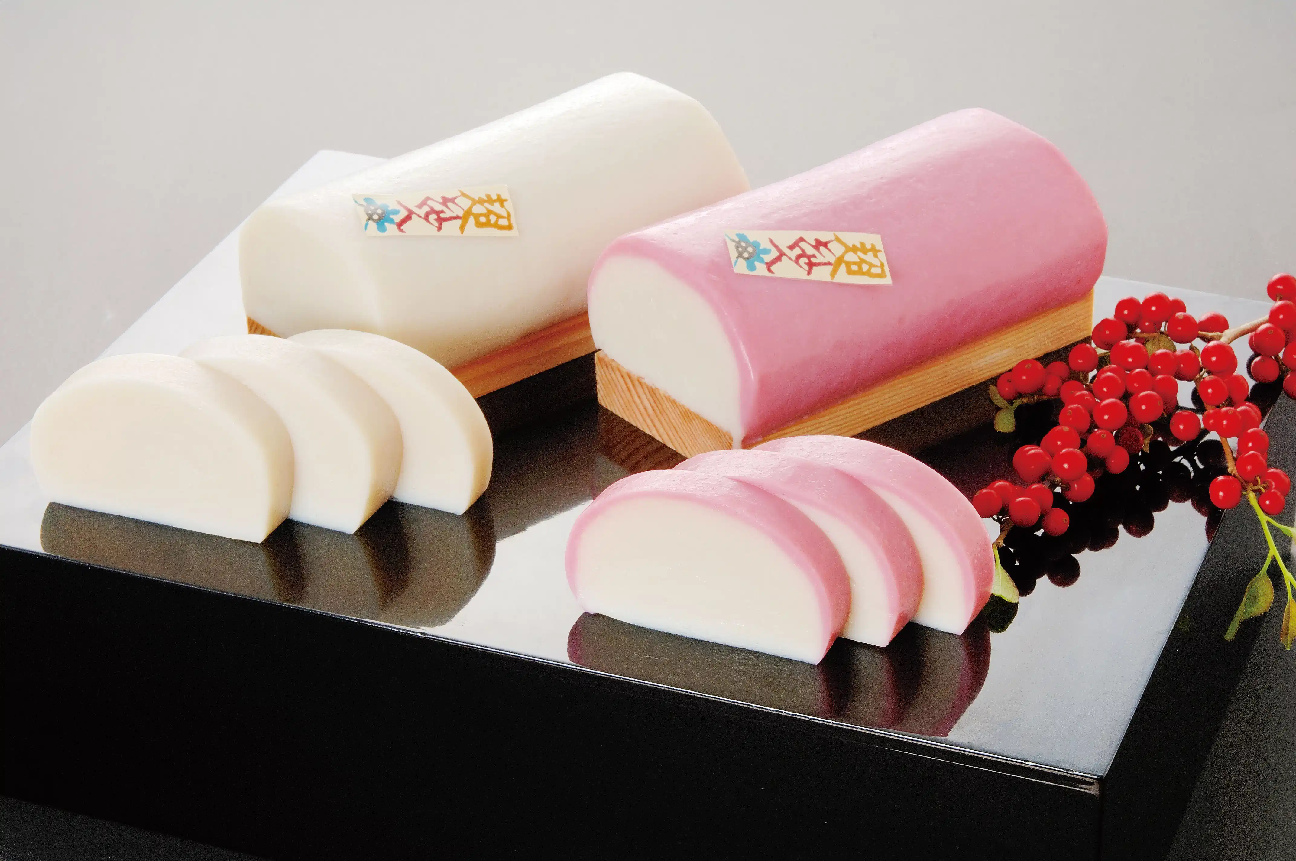 超特選蒲鉾 古今 紅・白