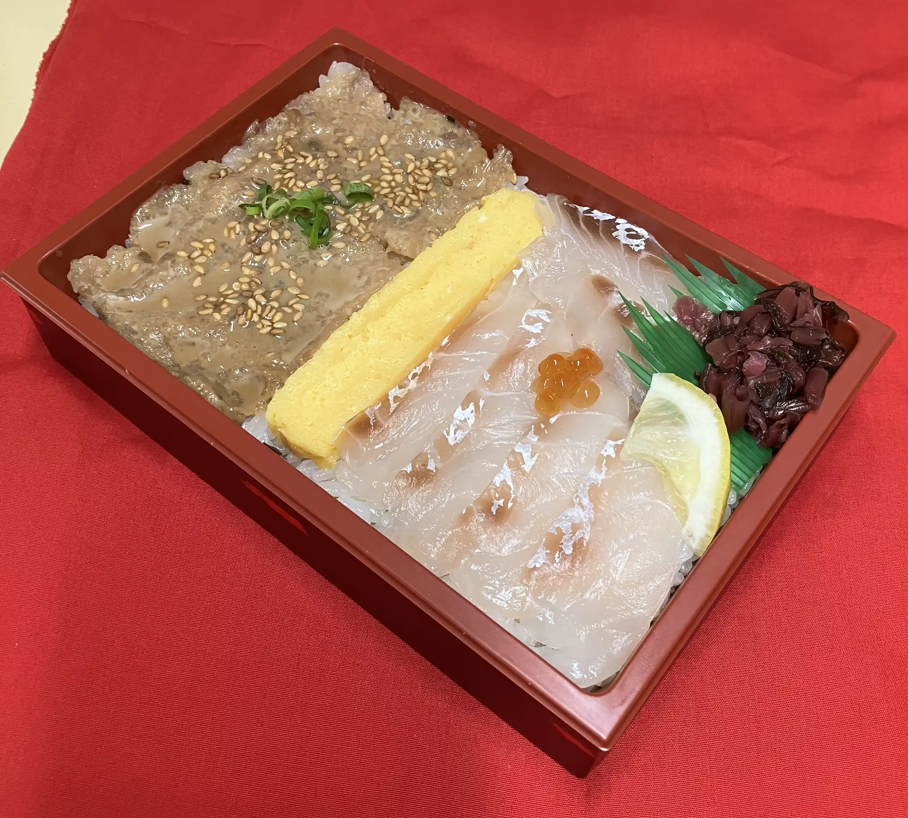 天然鯛昆布〆胡麻和え弁当