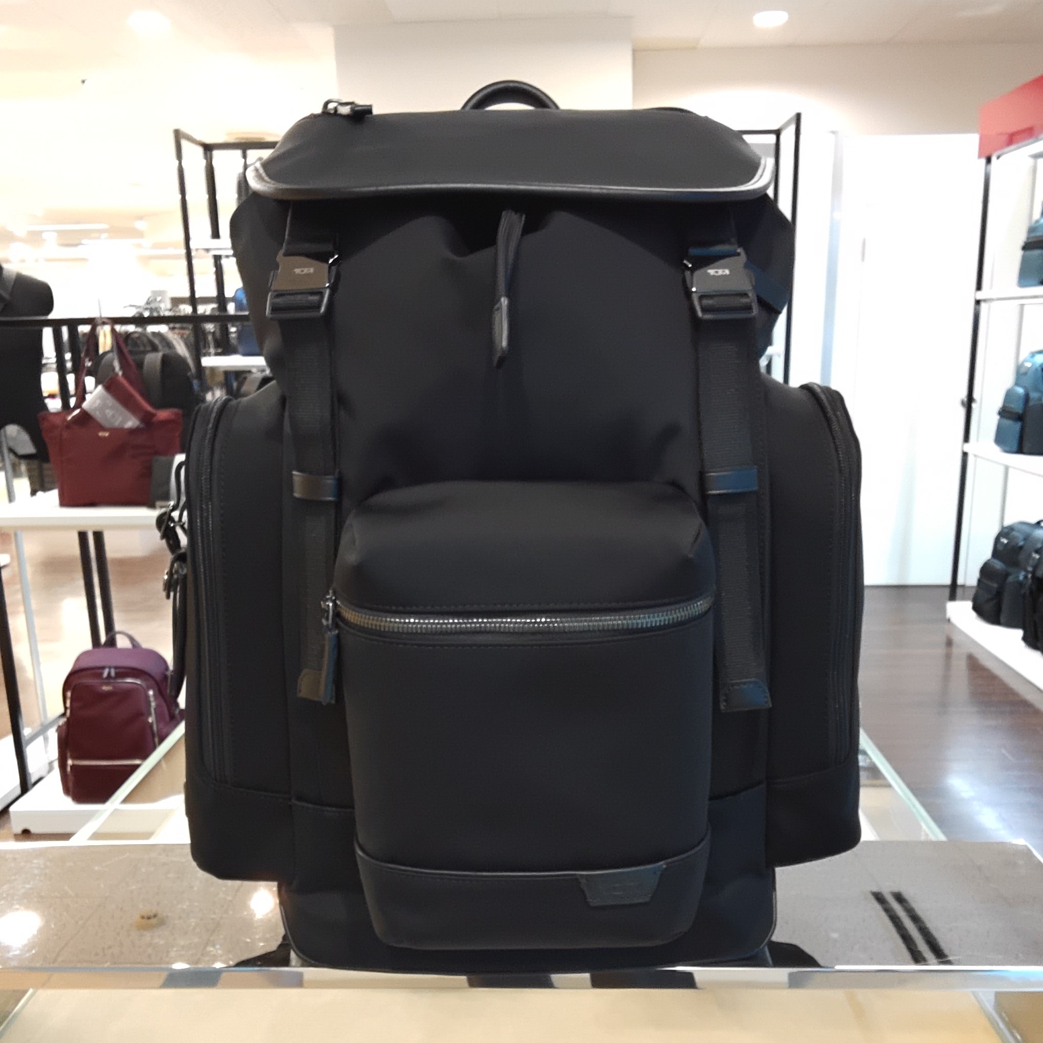 トゥミ ｜ HARRISON [グリフィン] フラップ・バックパック ｜ ショップ